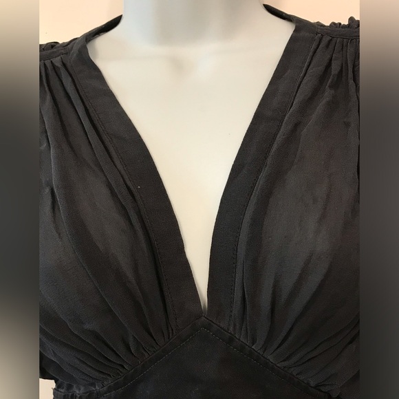 FRENCH CONNECTION grey avant-gard top w/side zip & button closure Sz. 2 - Picture 7 of 9